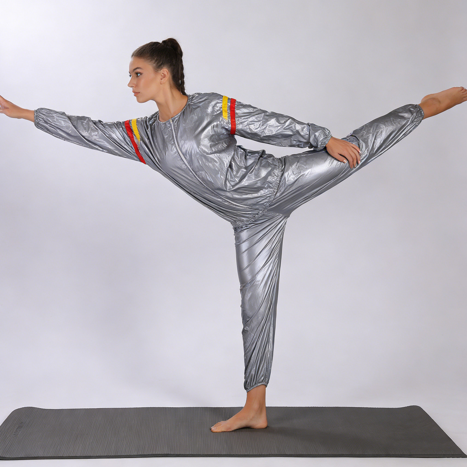 Home Gym Full Body - 1Set Setelan Olahraga Wanita Sauna Workout