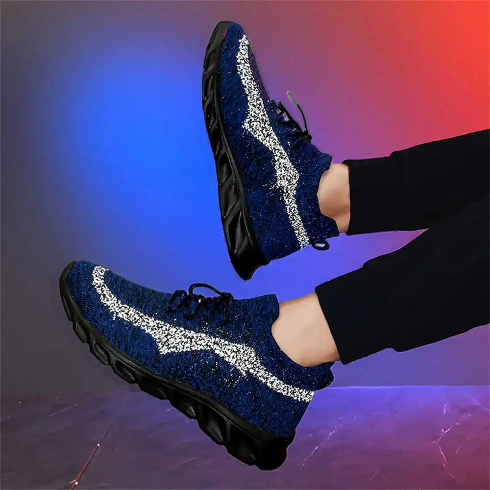 Sepatu olahraga pria, sneaker  - Home Gym And Basketball Court ulasan dan harga