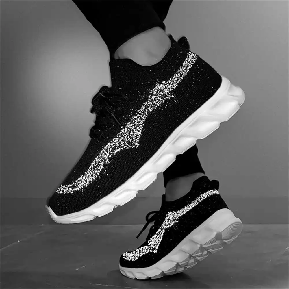 Sepatu olahraga pria, sneaker  - Home Gym And Basketball Court ulasan dan harga